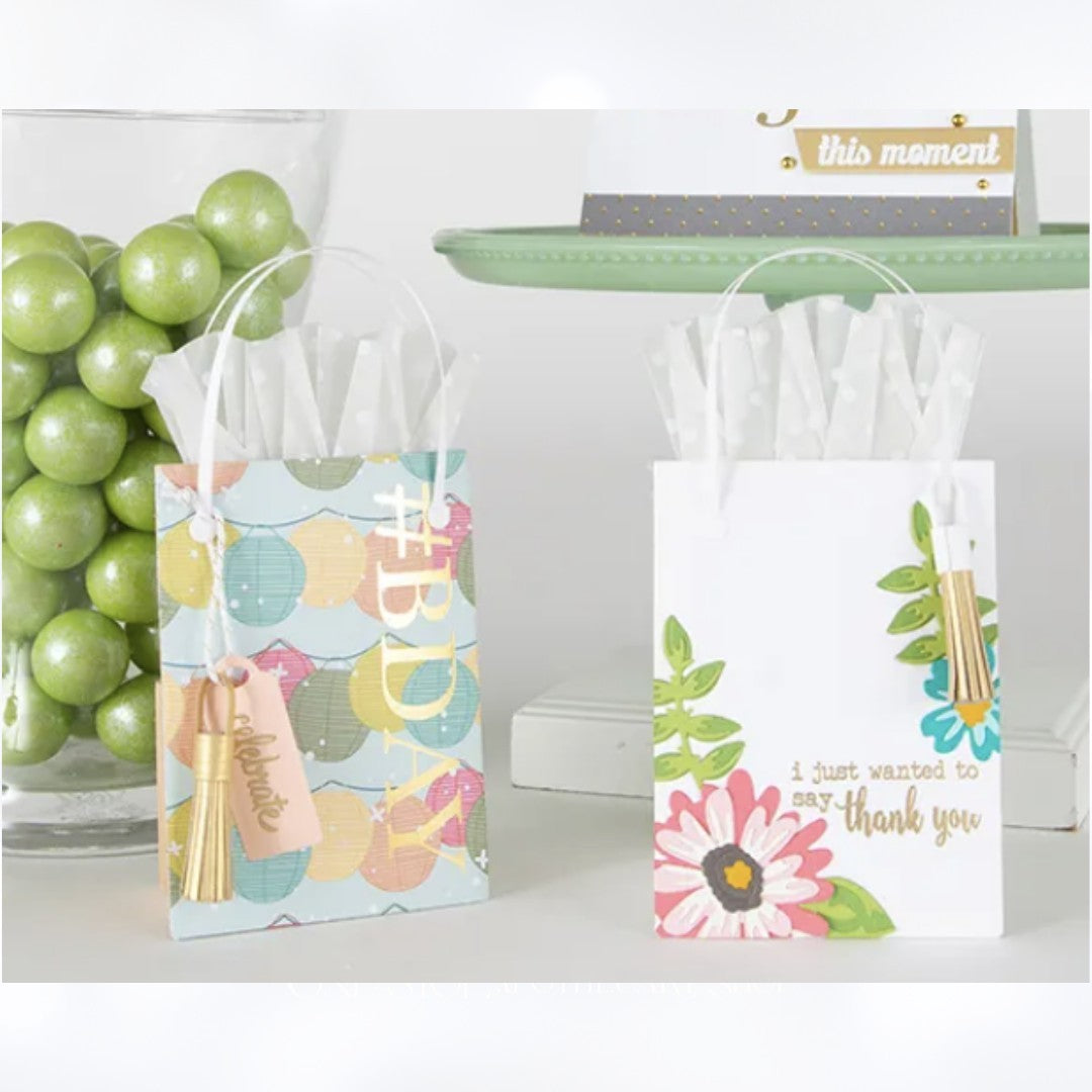 Spellbinders FOR YOU GIFT CARD HOLDER Large Dies of the Month April 2019