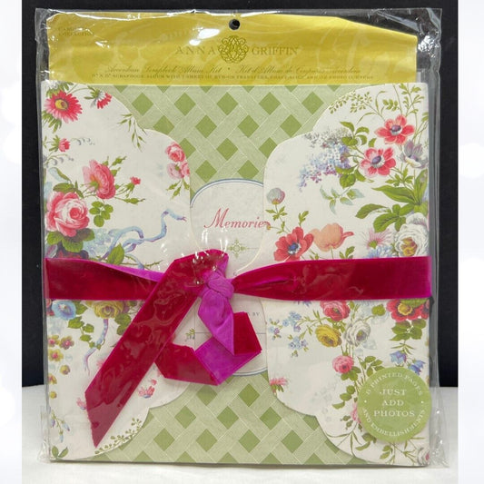 Anna Griffin ACCORDIAN SCRAPBOOK 8x8 Album Rub Ons Kit