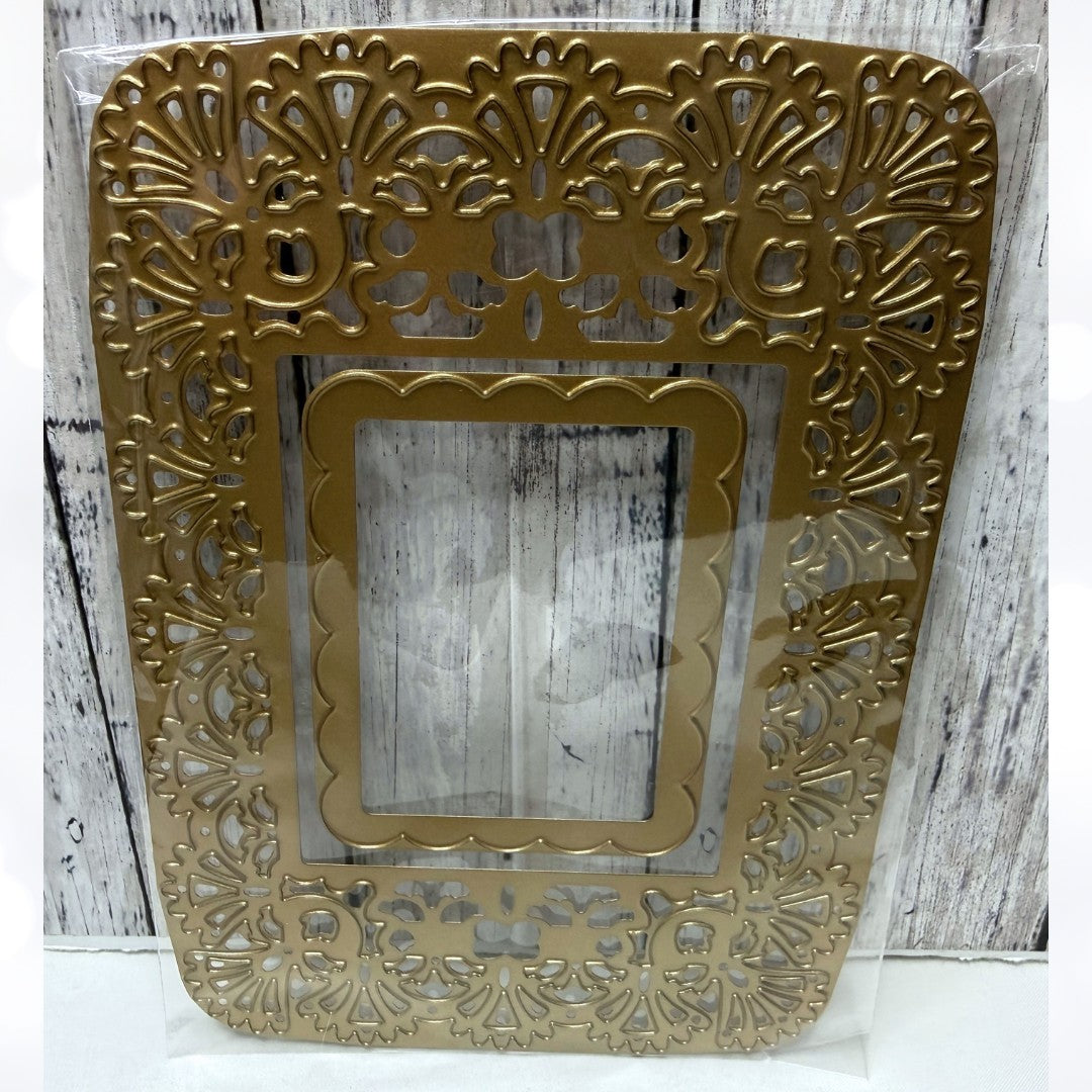 Anna Griffin ORNATE FAN Frame Dies