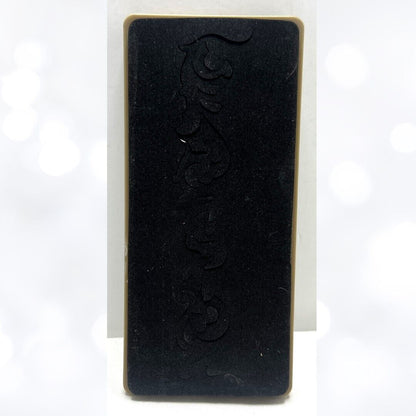 Tim Holtz SCROLLWORK On the Edge Border 656624 Die