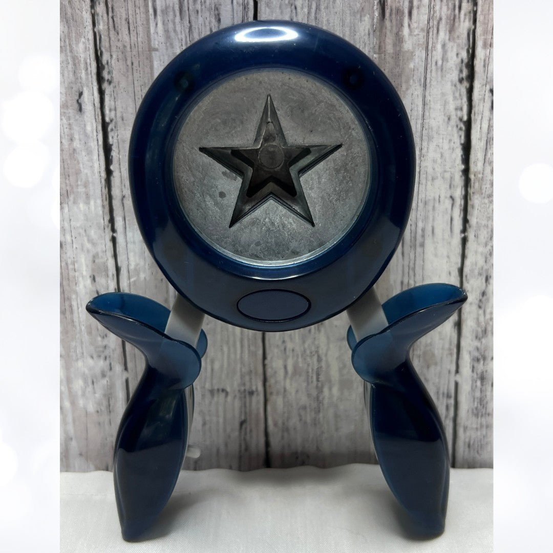 Fiskars TWINKLE TWINKLE Star Christmas 4th of July Punches Paper Punch