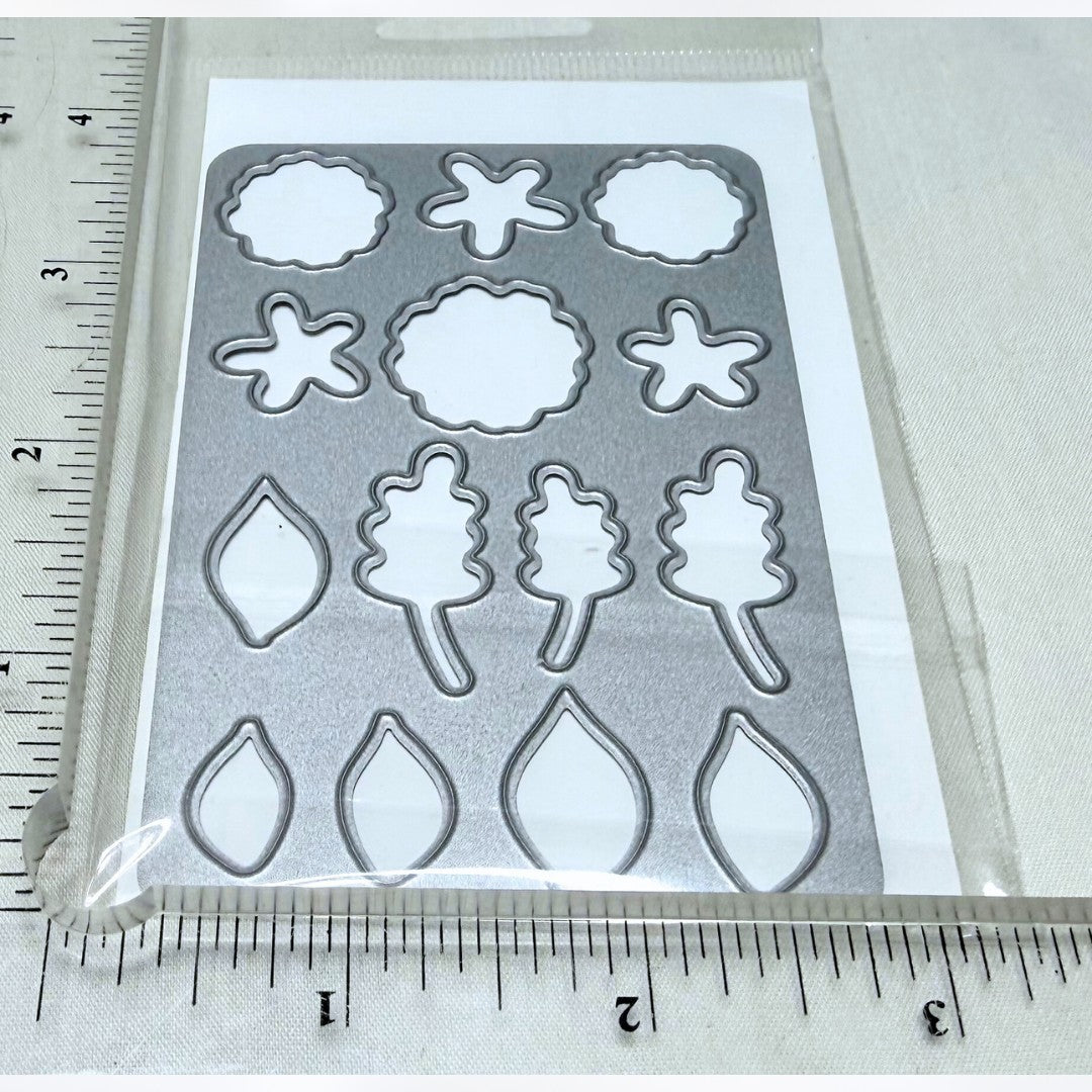 Taylored Expressions AWESOME BLOSSOMS Flowers Stencil Dies