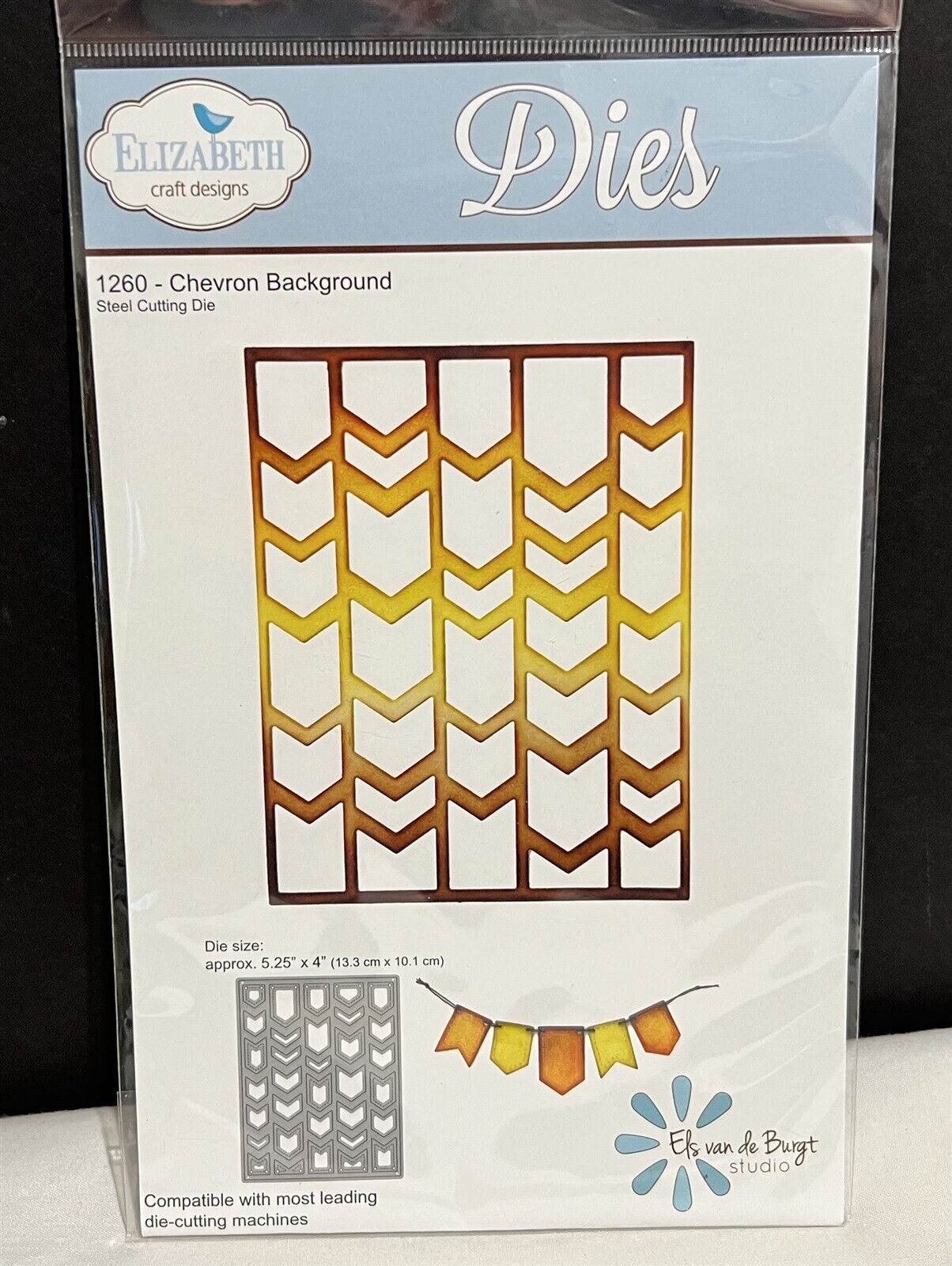 Elizabeth Craft Designs CHEVRON BACKGROUND Die