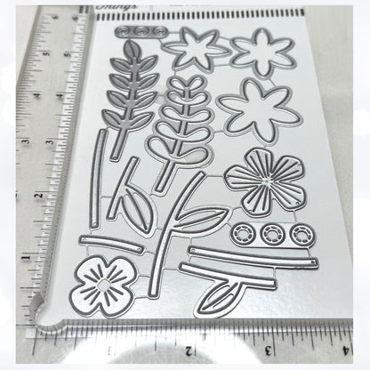My Favorite Things BOXED CARD BOUQUET Flowers Floral Die-namics Dies