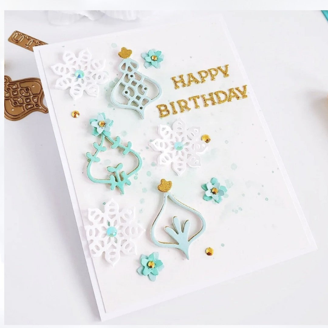 Spellbinders SITTING PRETTY Decorative Edges Small Dies of the Month 2020