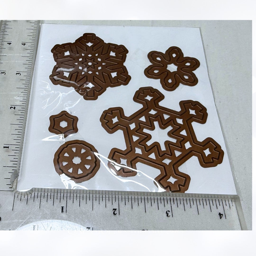 Spellbinders SNOWFLAKE WONDER Christmas Dies
